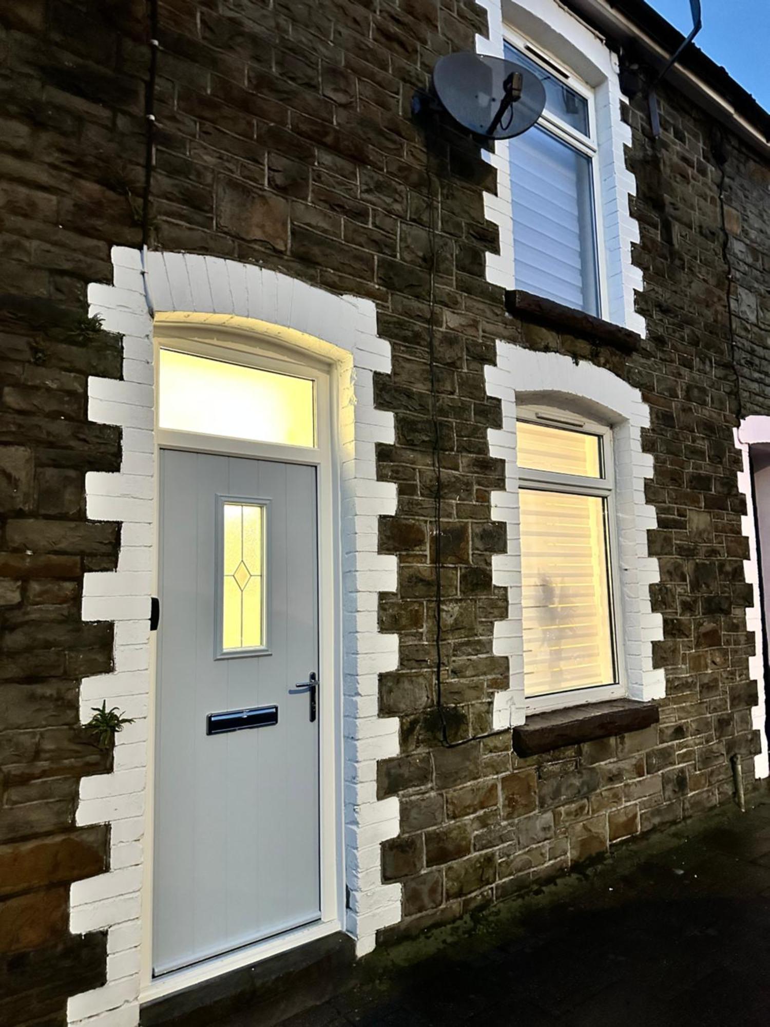 Stylish Miners Cottage, Treorchy, Rhondda Treorky Exterior photo